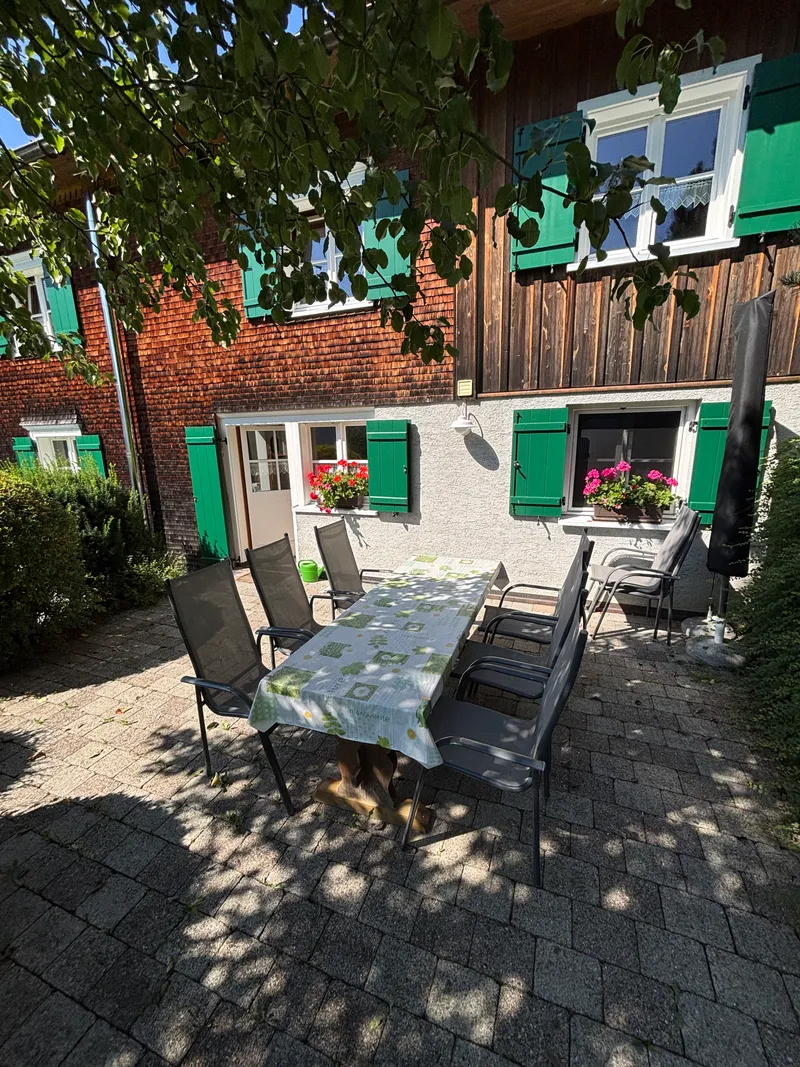 Terasse mit Gasgrill - Haus Sücka - Ferienhaus Haus Sücka Blons, Großes Walsertal